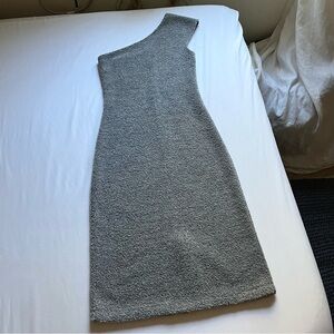 ARIELLE NYC grey rug shaggy wool blend‎ one shoulder midi dress